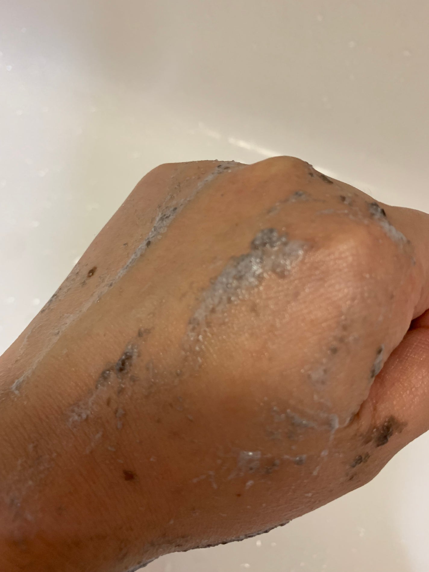 BLACK JELLY WASH(ブラックジェリーウォッシュ)/PLUEST/その他洗顔料を使ったクチコミ(4枚目)