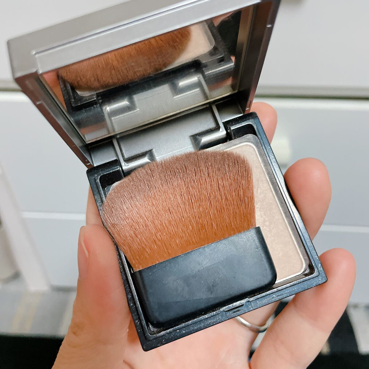 &be ルミナイジングパウダー/＆be/パウダーハイライトを使ったクチコミ（2枚目）