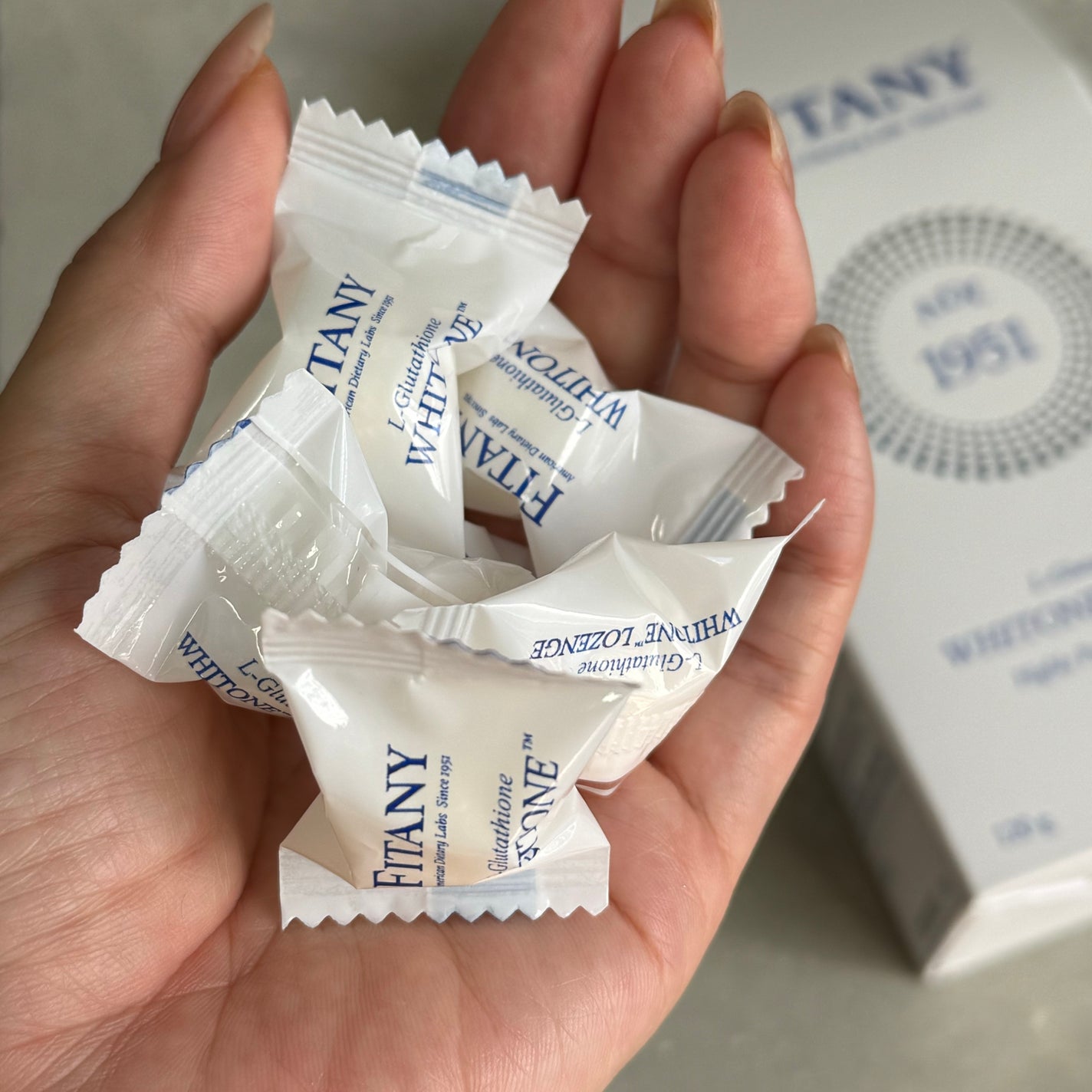 ホワイトーンロゼンジ/FINATY/美容サプリメントを使ったクチコミ(2枚目)