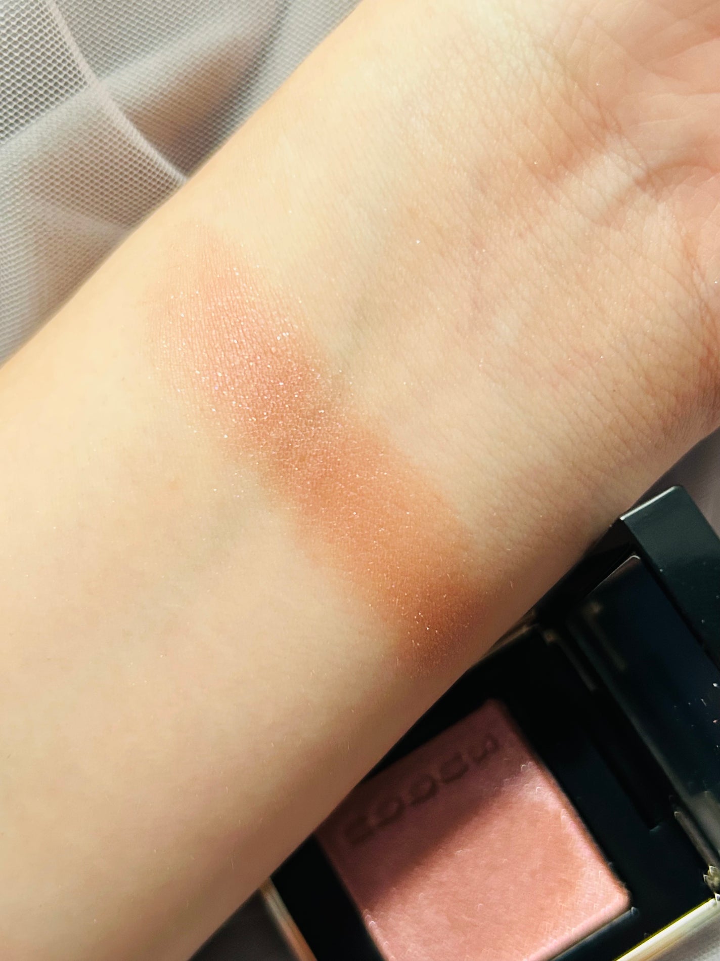 トーン タッチ アイズ/SUQQU/単色アイシャドウを使ったクチコミ(2枚目)