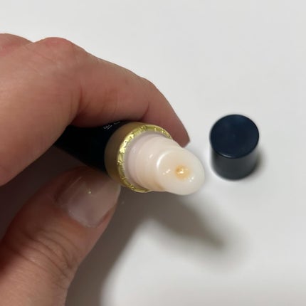 ニベア ロイヤルブルーリップ 濃密美容ケア/ニベア/リップ美容液を使ったクチコミ(2枚目)