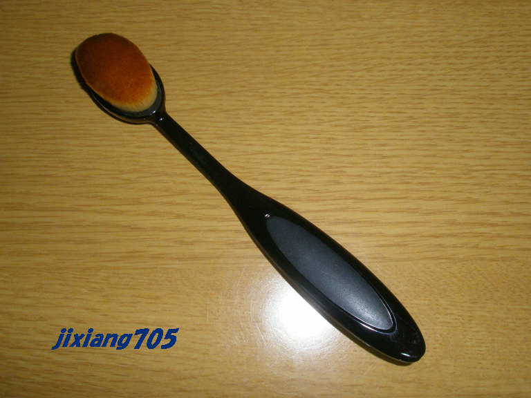 歯ブラシ型メイクブラシ/DAISO/メイクブラシを使ったクチコミ（2枚目）