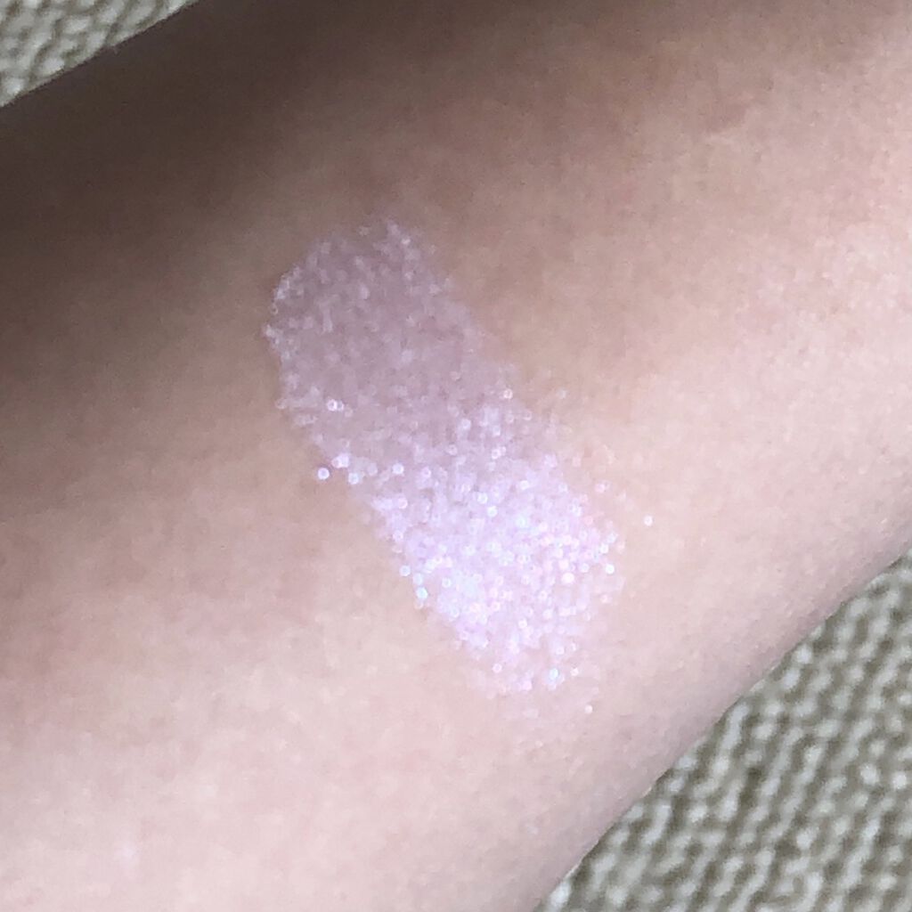 グリタリング アイカラー/レ・メルヴェイユーズ ラデュレ/単色アイシャドウを使ったクチコミ（3枚目）