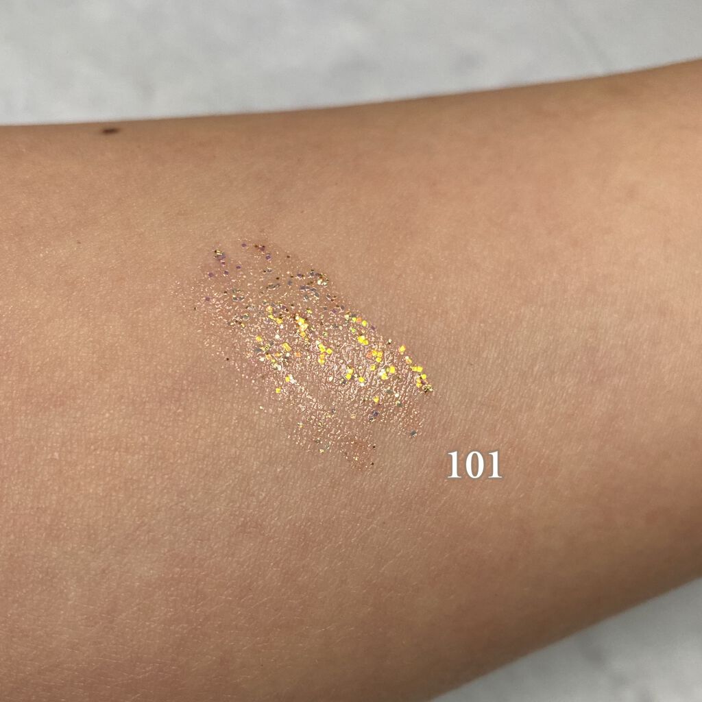 グリッターイルミネーションライナー/CipiCipi/リキッドアイライナーを使ったクチコミ（2枚目）