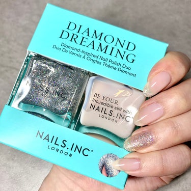 nails inc. NAIL POLISHのクチコミ「ダイヤモンド💎みたいな輝きとピュアな透明感のシースルーホワイト🤍が洗練された指先になって可愛い.....」（2枚目）