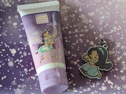 フェイスパウダー ラーム ドゥ ラ リュンヌ <ジャスミン>/moment chouchou/ルースパウダーを使ったクチコミ(2枚目)