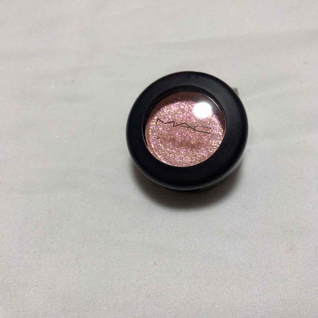 ダズルシャドウ/M・A・C/単色アイシャドウを使ったクチコミ(3枚目)