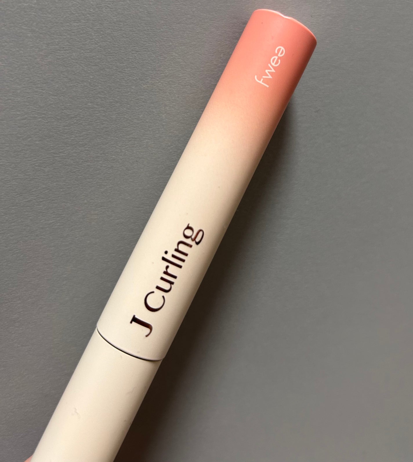 フィーJカールマスカラ ボリュームアンドカール/fwee/マスカラを使ったクチコミ(1枚目)