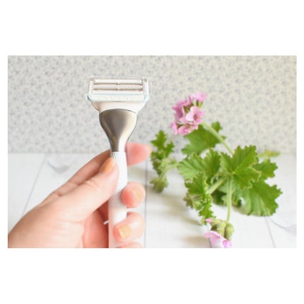 ヴィーナス VIO ヘア&スキン カミソリ/Gillette Venus/シェーバーを使ったクチコミ(4枚目)