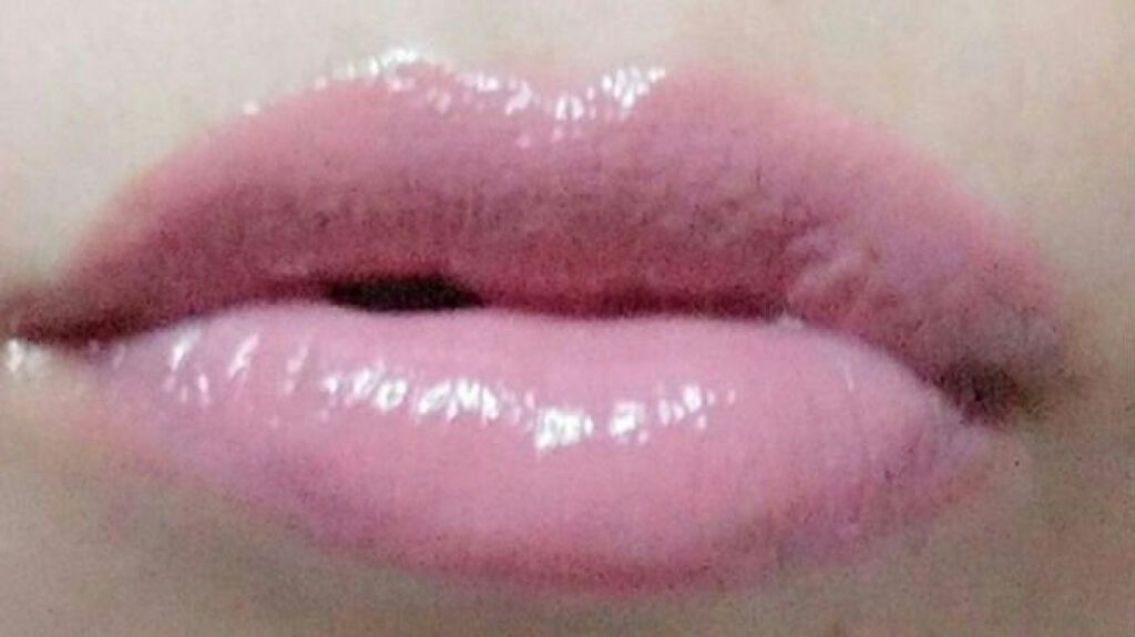 ピュア カラー エンヴィ リップスティック/ESTEE LAUDER/口紅を使ったクチコミ（2枚目）