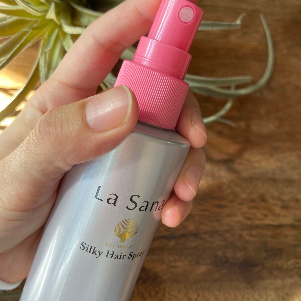 海藻 シルキー ヘア スプレー/ラサーナ/ヘアスプレーを使ったクチコミ(2枚目)