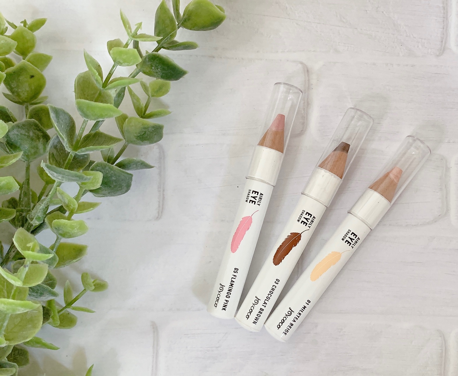 ジョイココ エアリーアイシャドウ 03 ショコラブラウン/Joy.coco(ジョイココ)/単色アイシャドウを使ったクチコミ（2枚目）