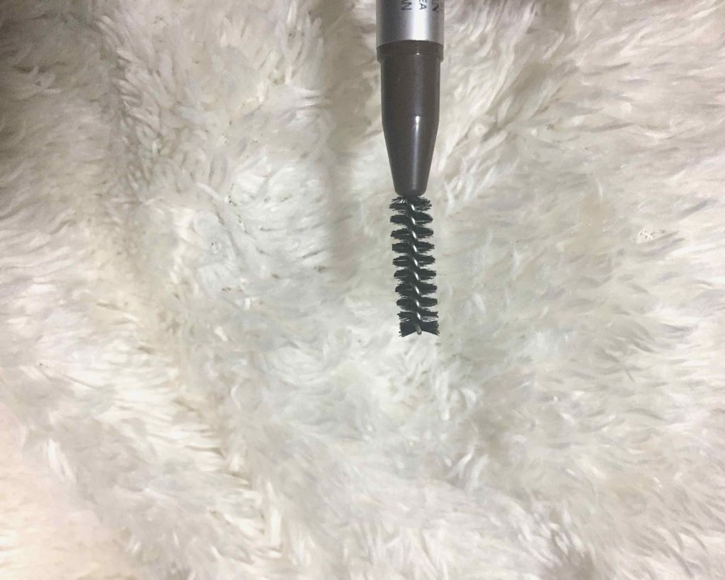 だ円芯 アルミ アイブローペンシル/DAISO/アイブロウペンシルを使ったクチコミ(3枚目)