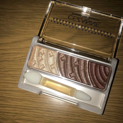 トーンアップアイシャドウ/CEZANNE/アイシャドウパレットを使ったクチコミ(2枚目)