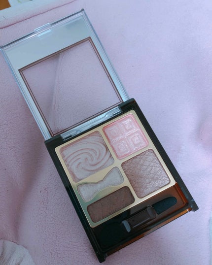 プレミアムガトーシャドウ/スウィーツ スウィーツ/アイシャドウパレットを使ったクチコミ(2枚目)