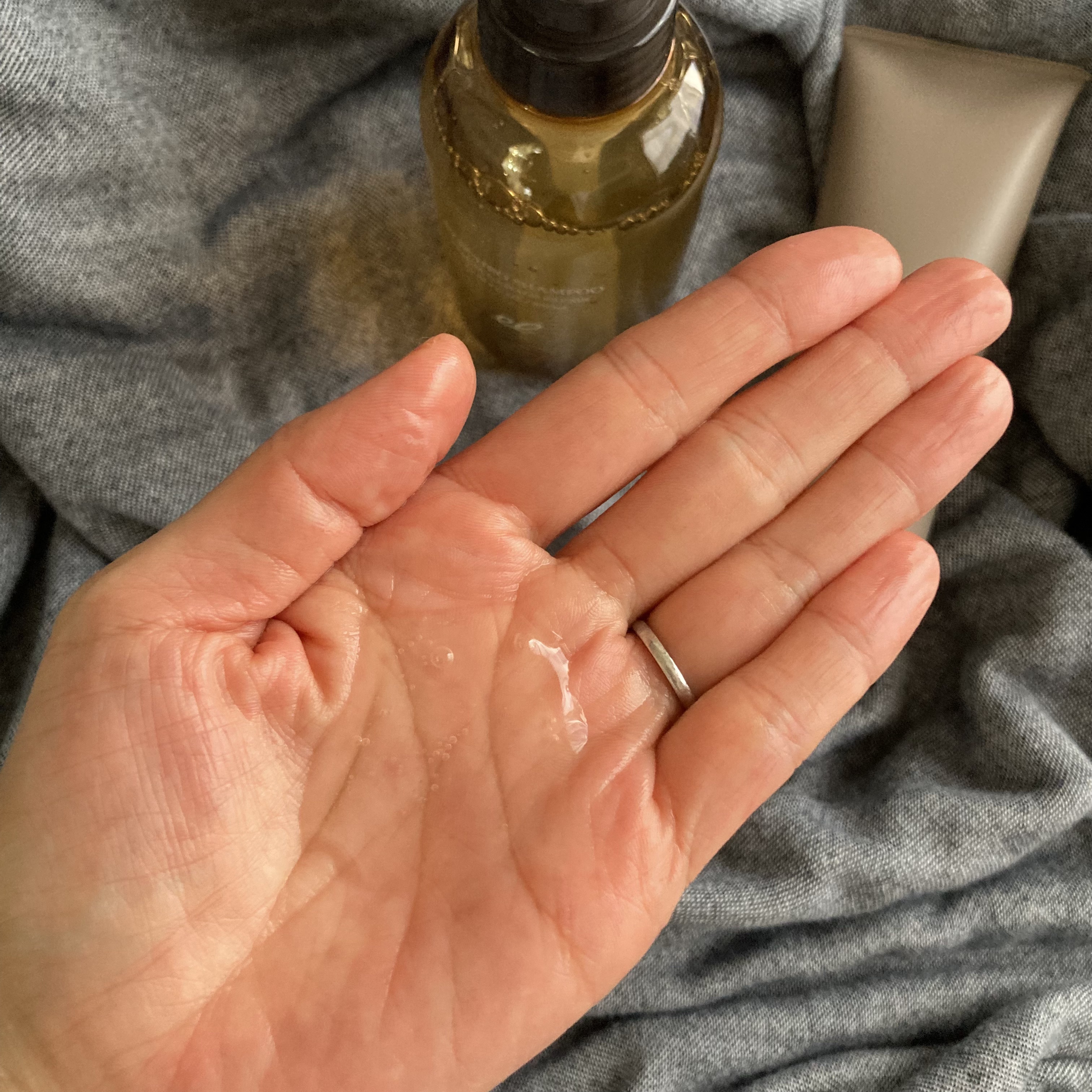 シンクロシャンプー　ファム　DAMAGE REPAIR/シンクロトリートメント　DAMAGE REPAIR/ELECTRON/市販シャンプーを使ったクチコミ（2枚目）