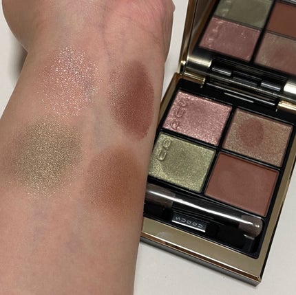 シグニチャー カラー アイズ/SUQQU/アイシャドウパレットを使ったクチコミ(2枚目)