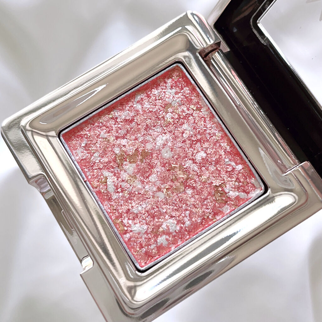 グリッタープリズム シャドウ/MISSHA/グリッターを使ったクチコミ（3枚目）