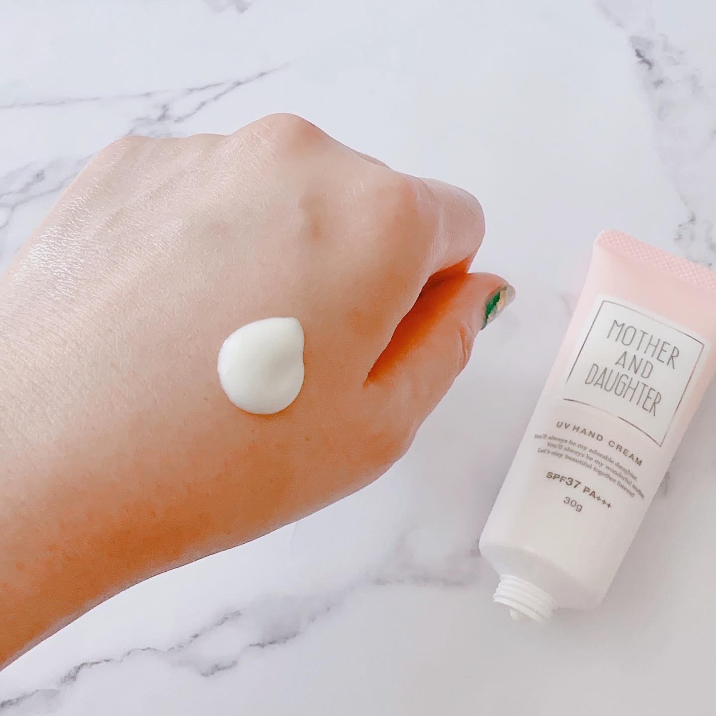 UVハンドクリームN SPF37 PA+++/Mother&Daughter/ハンドクリームを使ったクチコミ（2枚目）