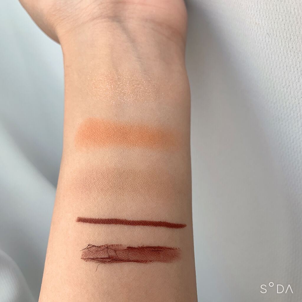 マルチグリッターカラー 11 TSUKI（ツキ）/ENBAN TOKYO/単色アイシャドウを使ったクチコミ（3枚目）