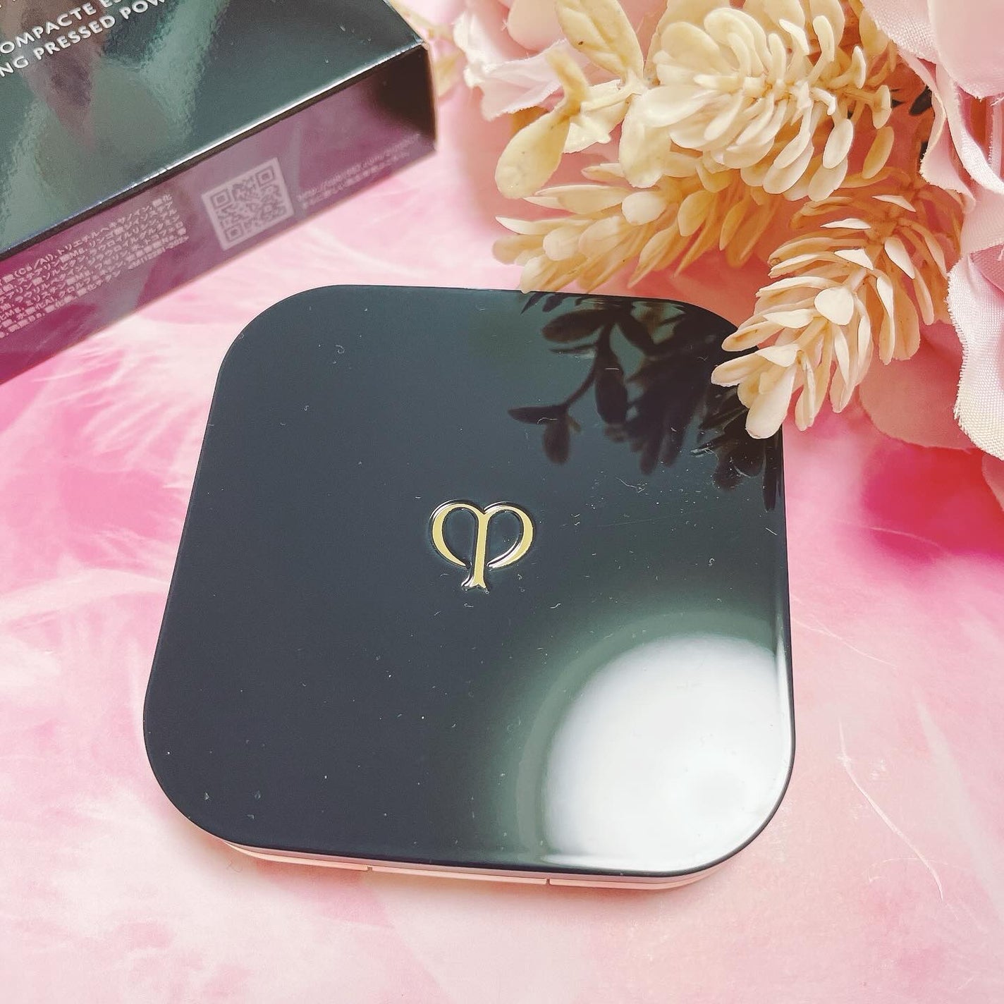 プードルコンパクトエサンシエルn/クレ・ド・ポー ボーテ/プレストパウダーを使ったクチコミ(3枚目)