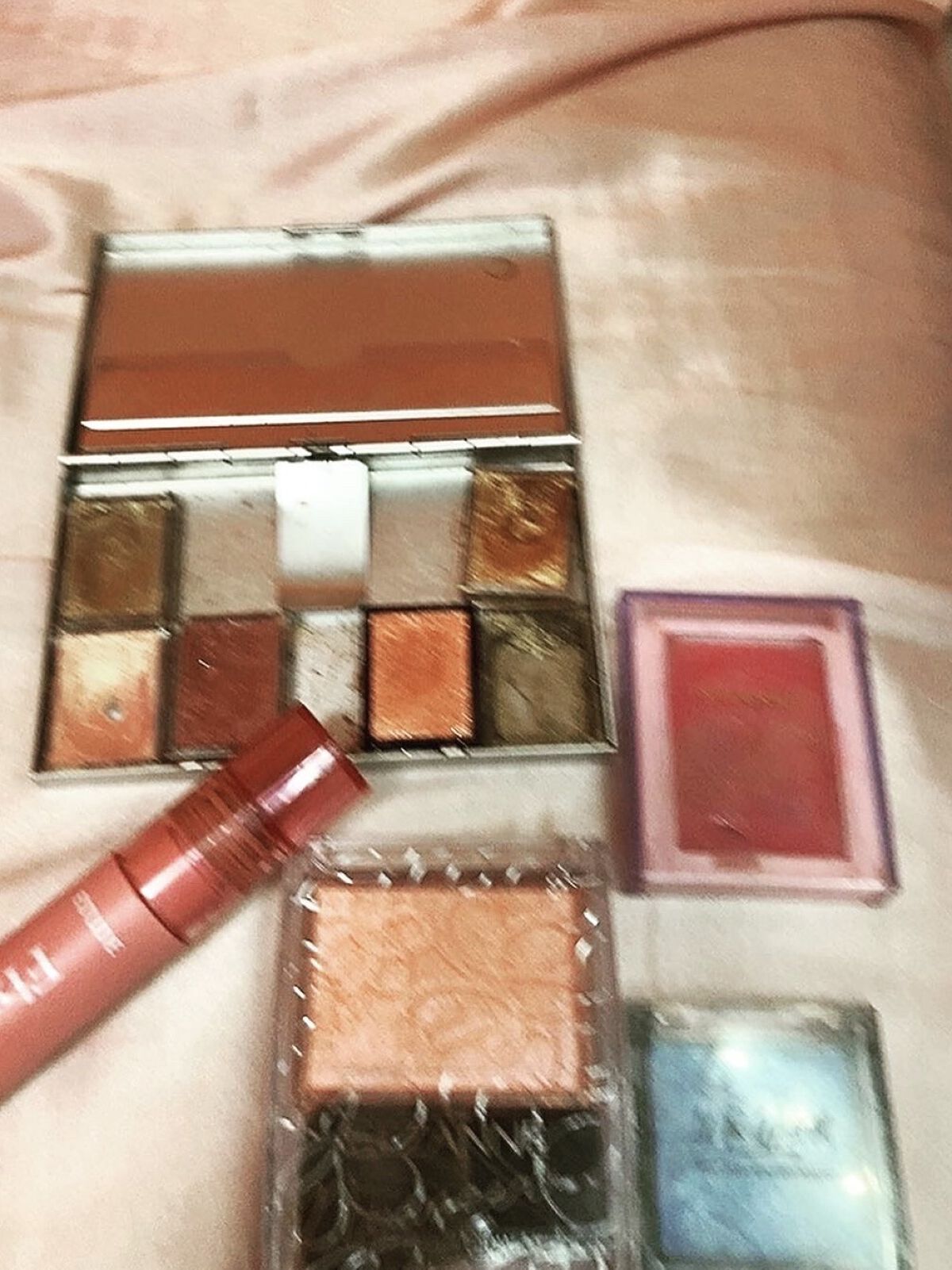 UR GLAM　POWDER EYESHADOW/U R GLAM/単色アイシャドウを使ったクチコミ（1枚目）