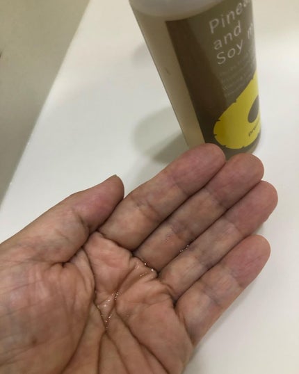 パイナップル豆乳ローションプレミアム/鈴木ハーブ研究所/ボディローションを使ったクチコミ(4枚目)