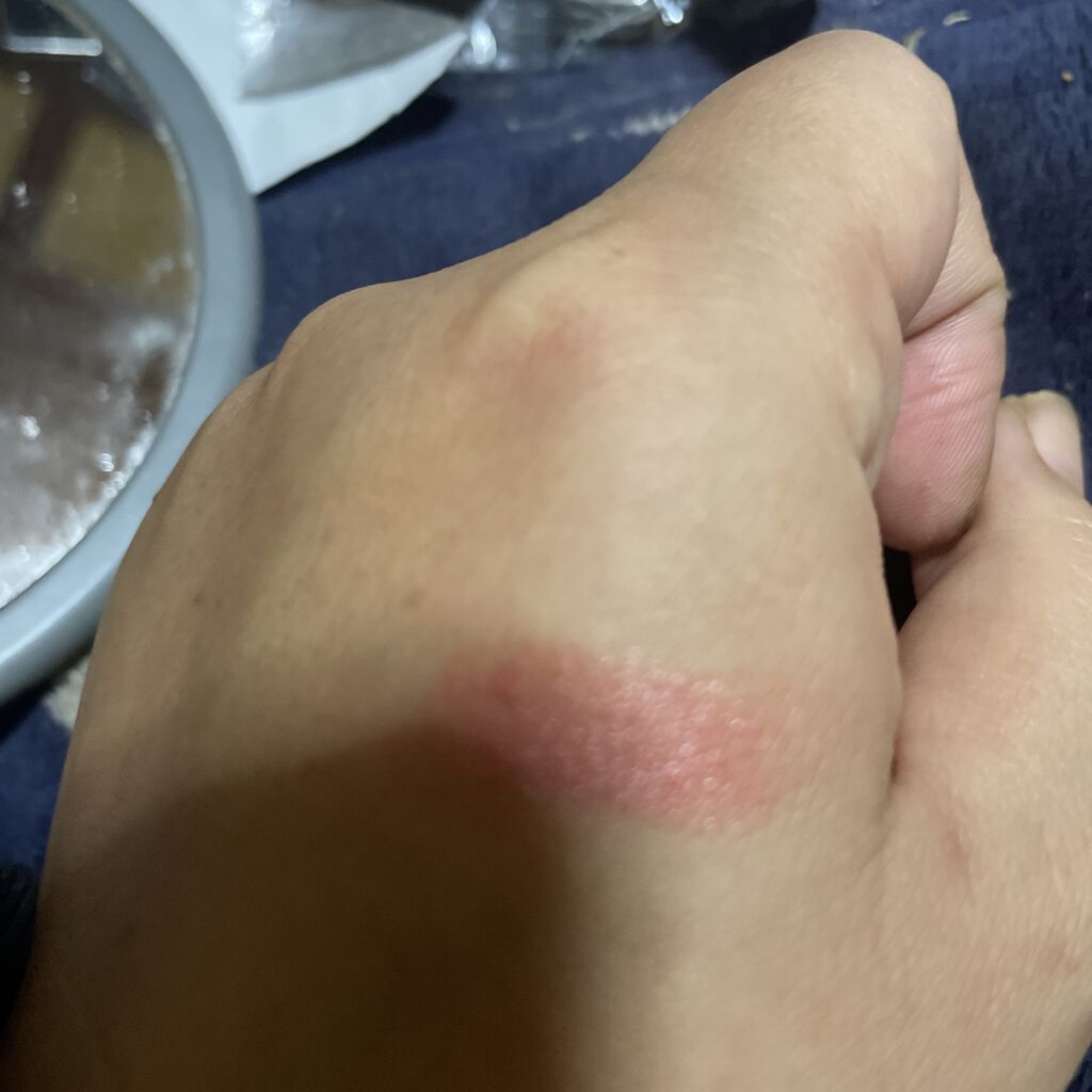 クラッシュド リップ カラー 24 エンジェル/BOBBI BROWN/口紅を使ったクチコミ（2枚目）