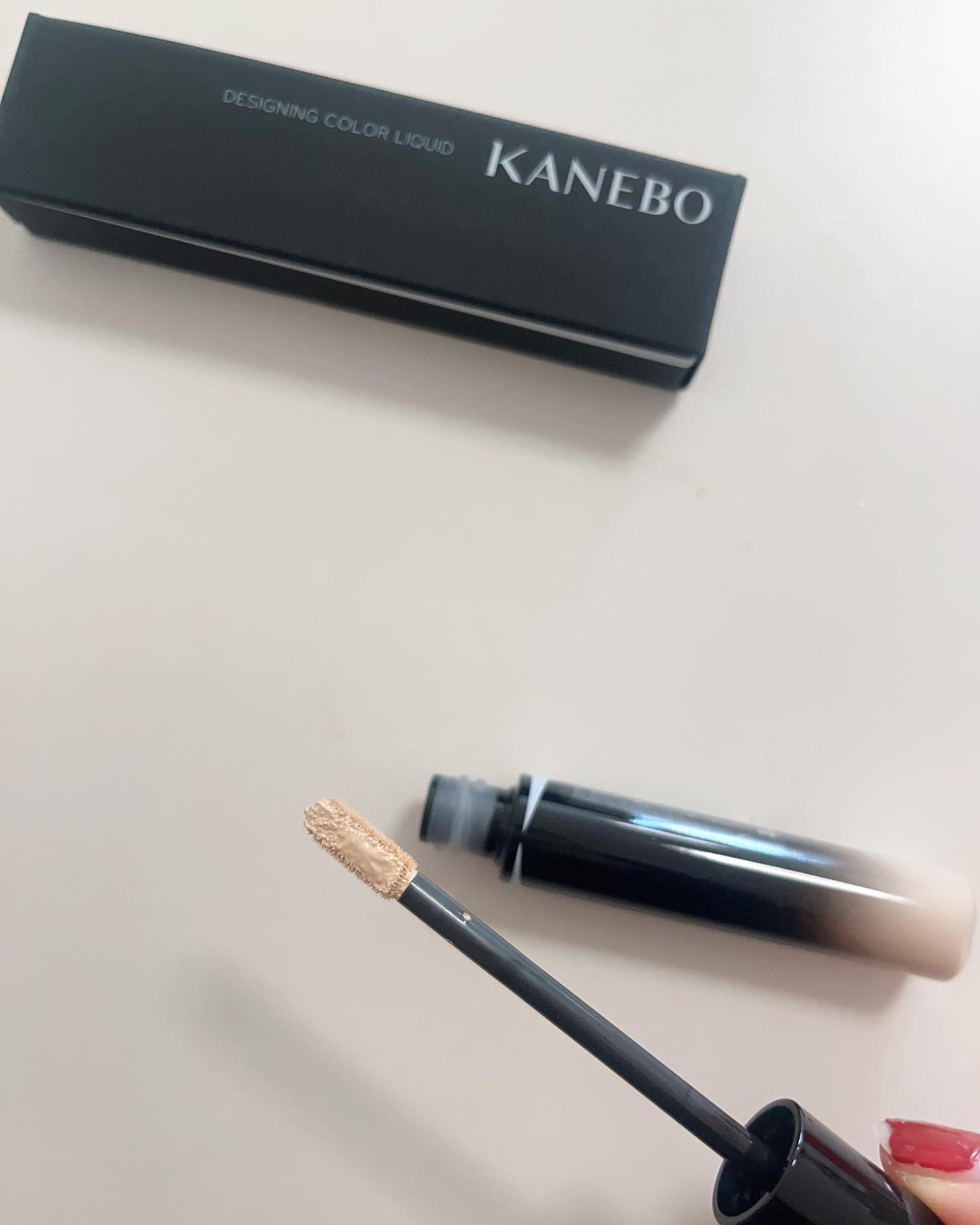 デザイニングカラーリクイド 01 Soft Beige/KANEBO/リキッドコンシーラーを使ったクチコミ（2枚目）