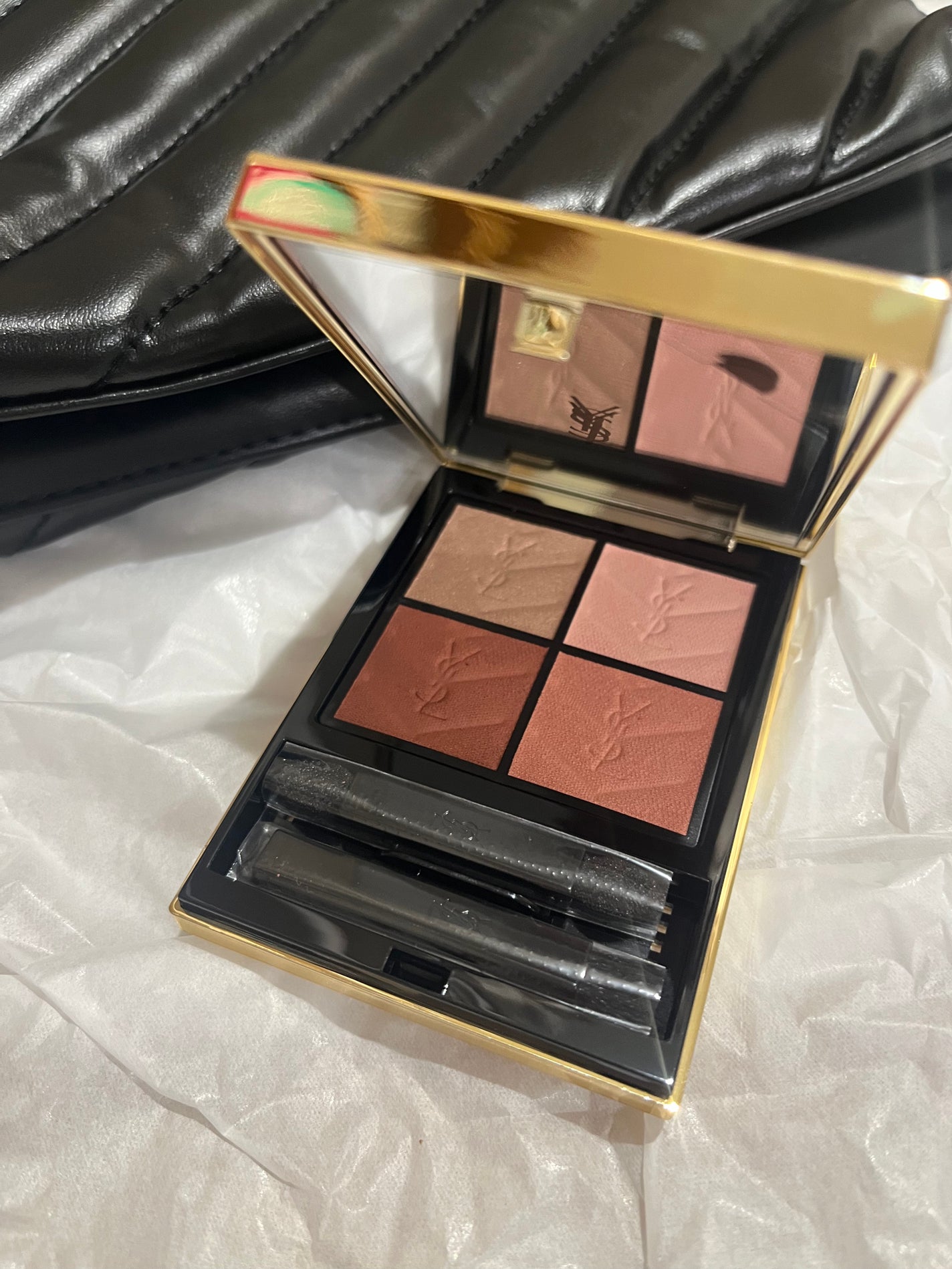 クチュール ミニ クラッチ/YVES SAINT LAURENT BEAUTE/アイシャドウパレットを使ったクチコミ(2枚目)