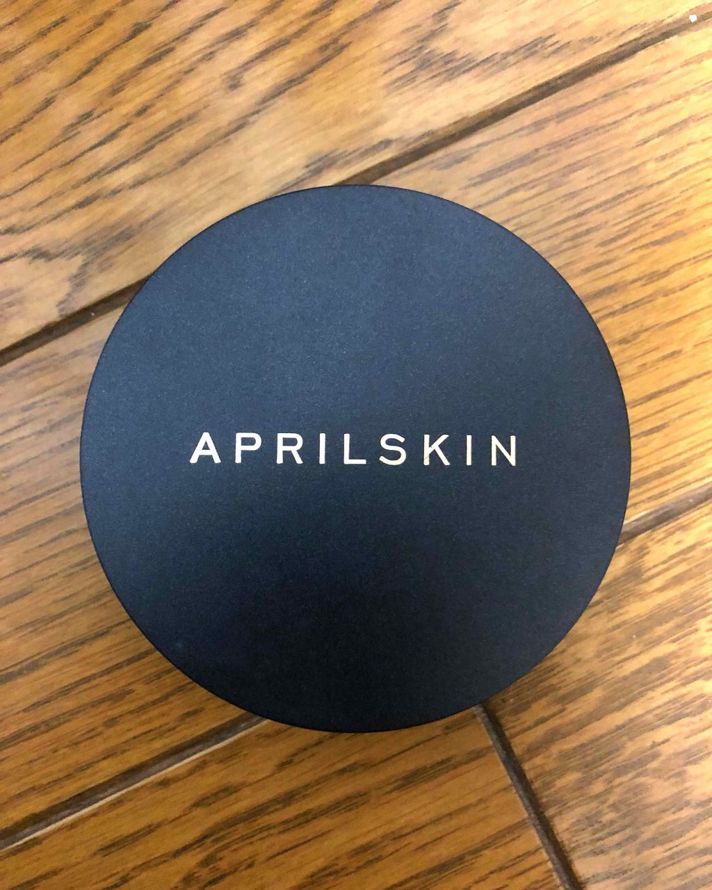 マジックスノークッション ブラック 2.0/APRILSKIN/クッションファンデーションを使ったクチコミ（1枚目）