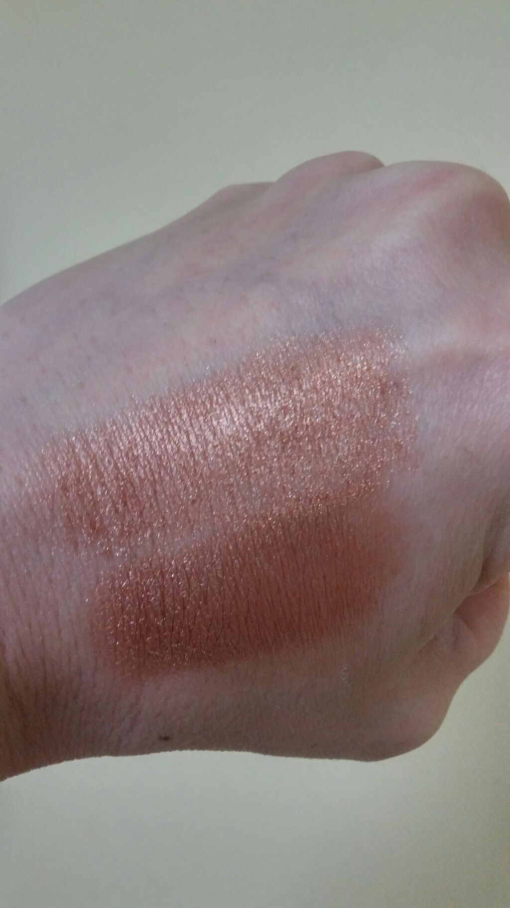 ルックアット マイアイジュエル/ETUDE/単色アイシャドウを使ったクチコミ（2枚目）