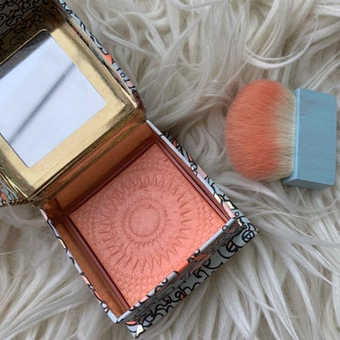 ベネフィット ギャリフォーニアのクチコミ「☆ benefit (ベネフィット) ギャリフォルニア パウダー ブラッシュ

こんにちは、S.....」（3枚目）