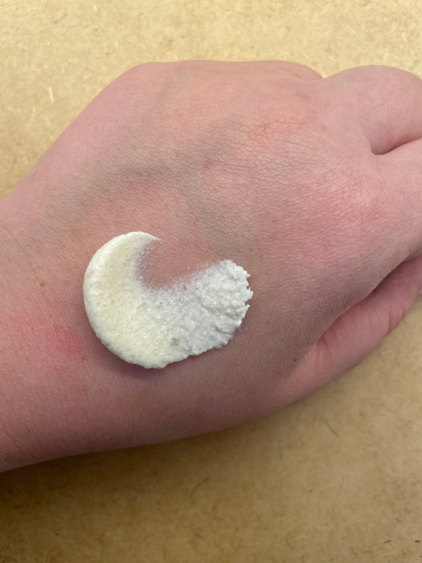 fabulous_gloss_2ju on LIPS 「特に癖もなく、使いやすいなんとなく日本古来の自然派にちかいパッ..」(3枚目)