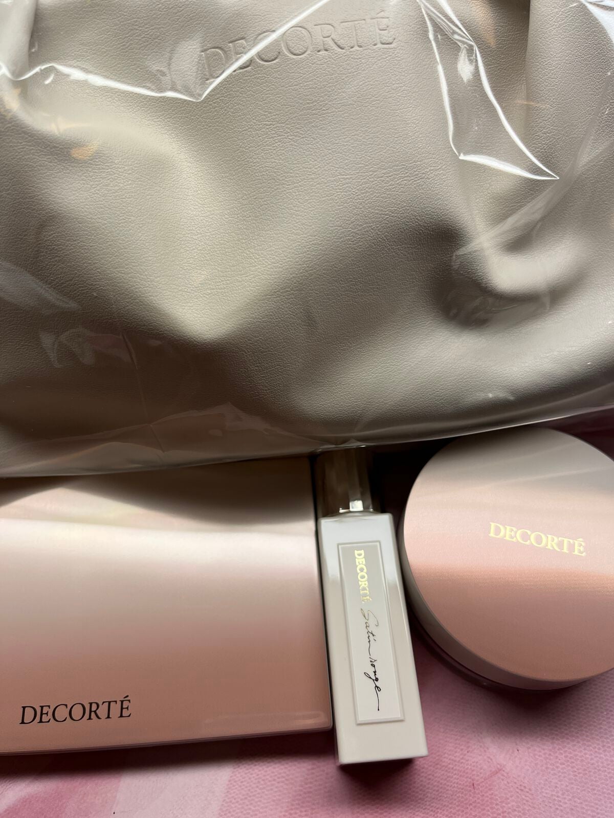 ぽよ on LIPS 「COSMEDECORTEメイクアップコレクション2022✼••..」(2枚目)