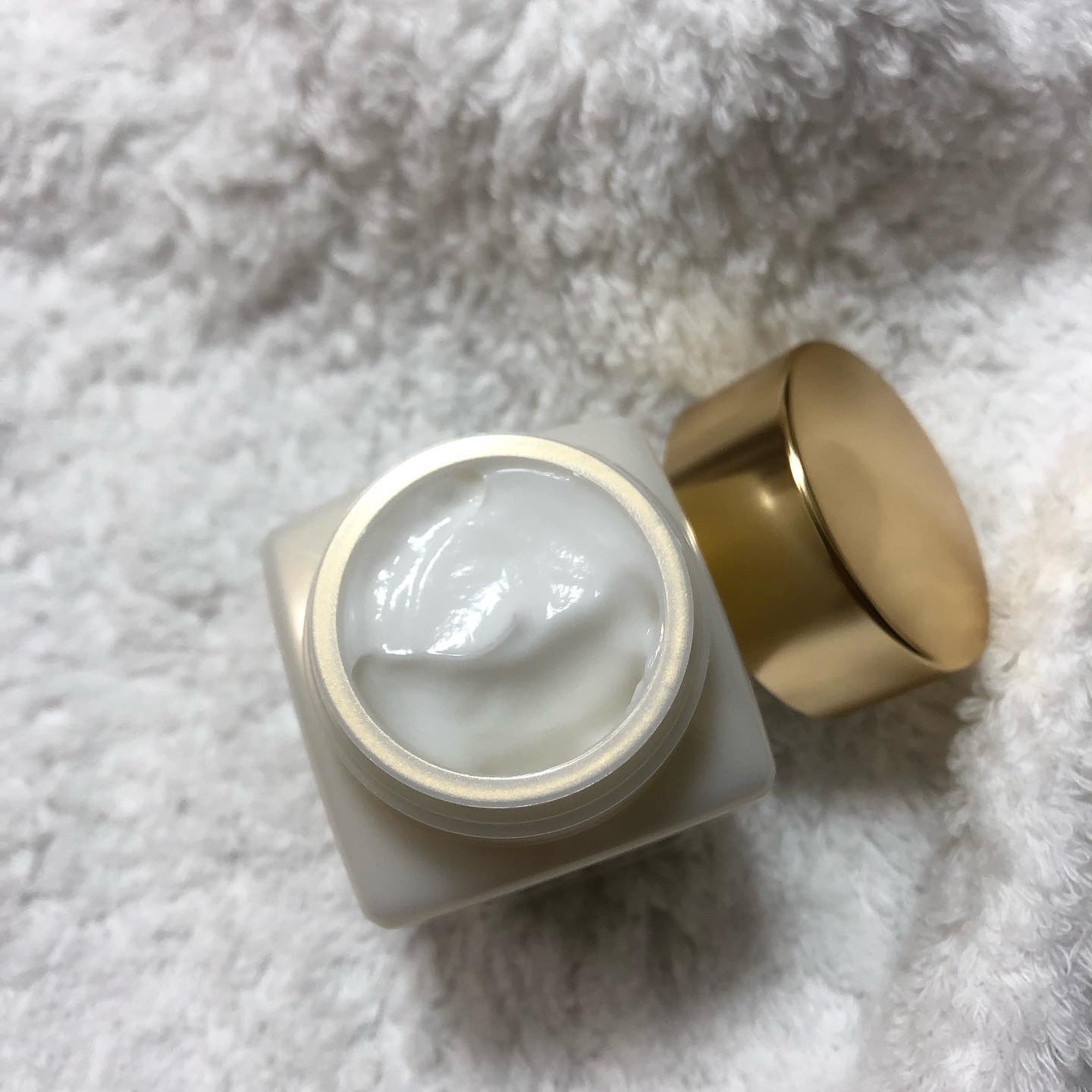 モイスト クリーム/イオナ エフ/フェイスクリームを使ったクチコミ（3枚目）