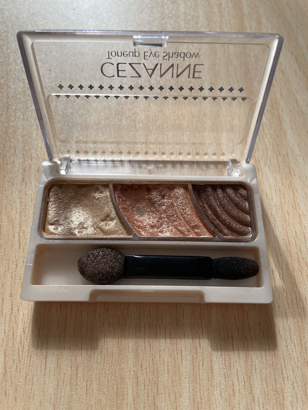 トーンアップアイシャドウ/CEZANNE/アイシャドウパレットを使ったクチコミ（1枚目）