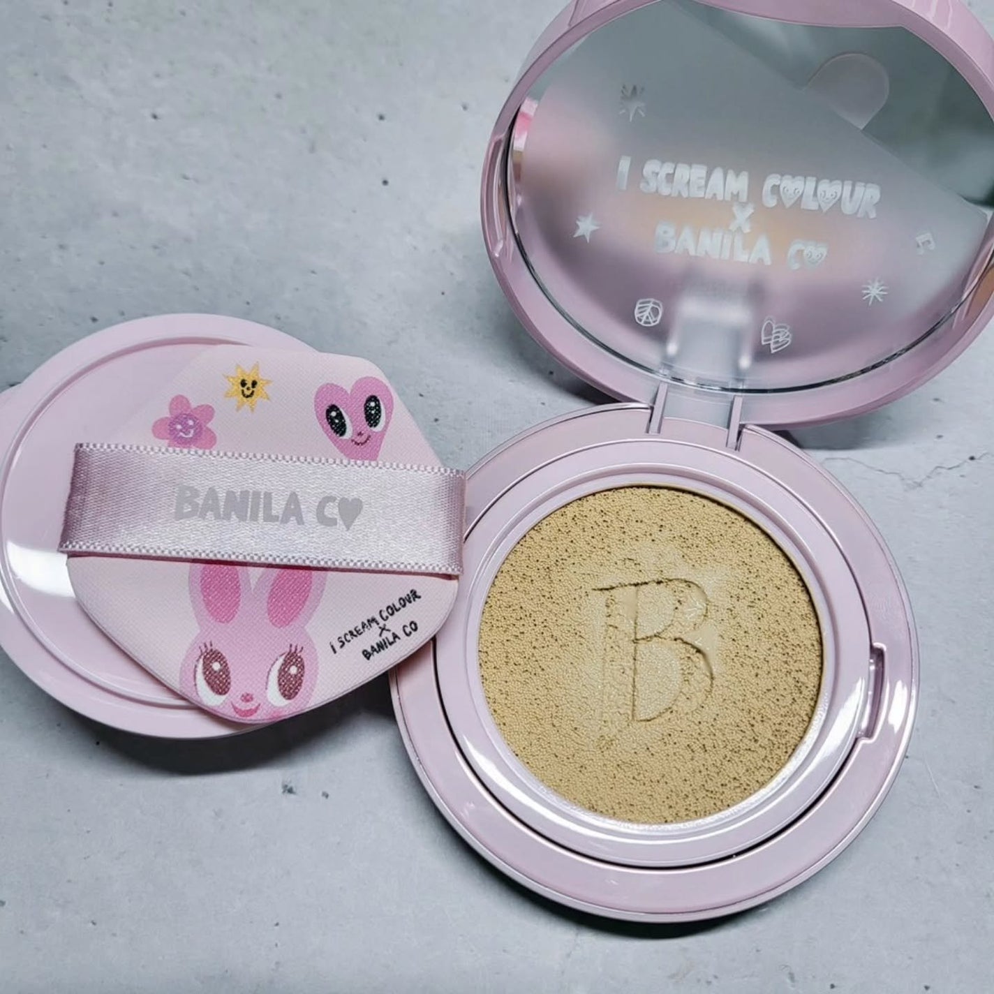 カバーリシャス アルティメット ホワイトクッション モイスチャー/BANILA CO/クッションファンデーションを使ったクチコミ(2枚目)