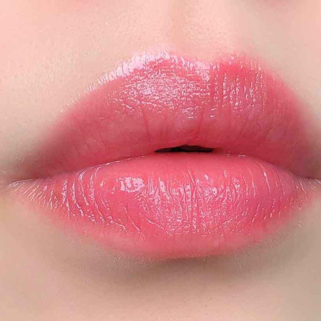 メスメリック リップスティック/CHICCA/口紅を使ったクチコミ(4枚目)