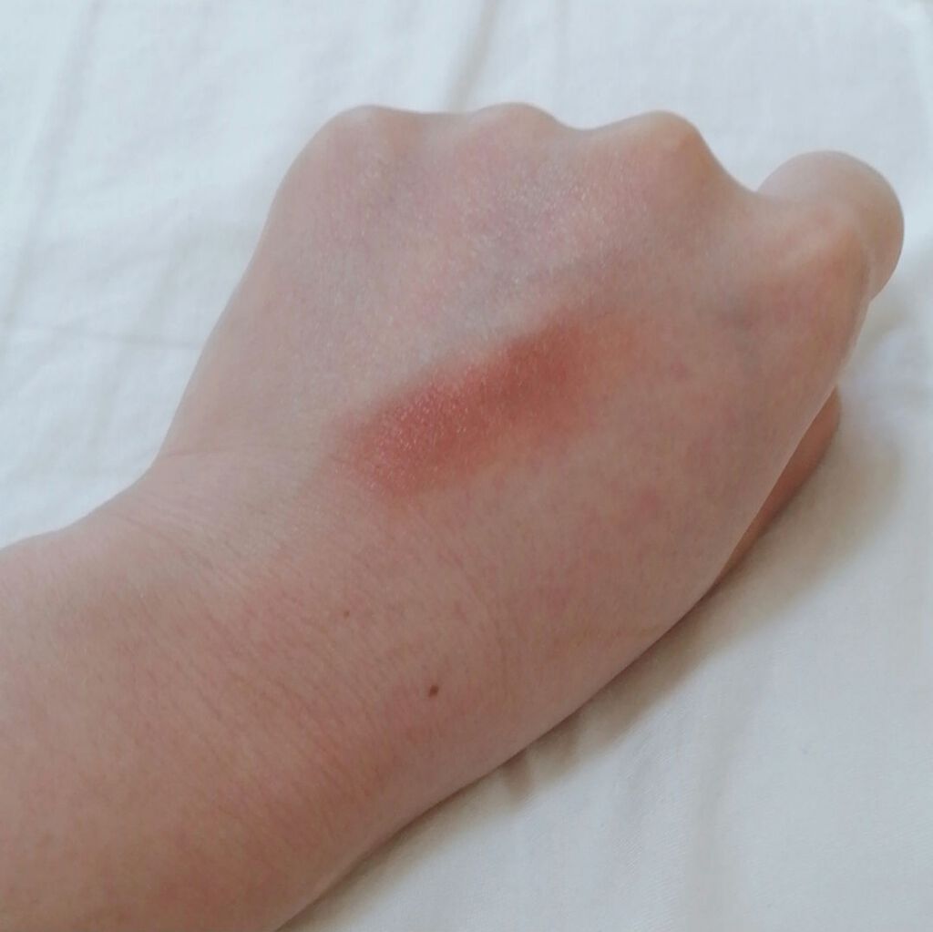 プリズム パウダーアイカラー/リンメル ロンドン/単色アイシャドウを使ったクチコミ（3枚目）