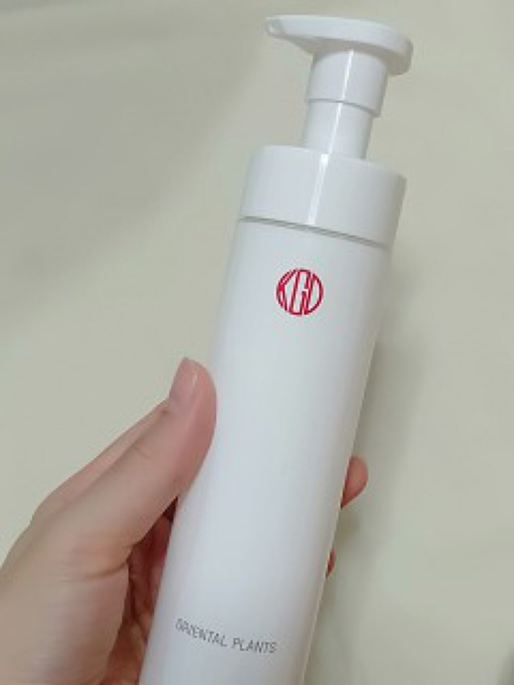 Koh Gen Do オリエンタルプランツ モイストクレンジングクリームのクチコミ「すっとなじみよく、軽い指先の動きでメイクや皮脂汚れをするすると浮かしてくれます。

こっく.....」（1枚目）