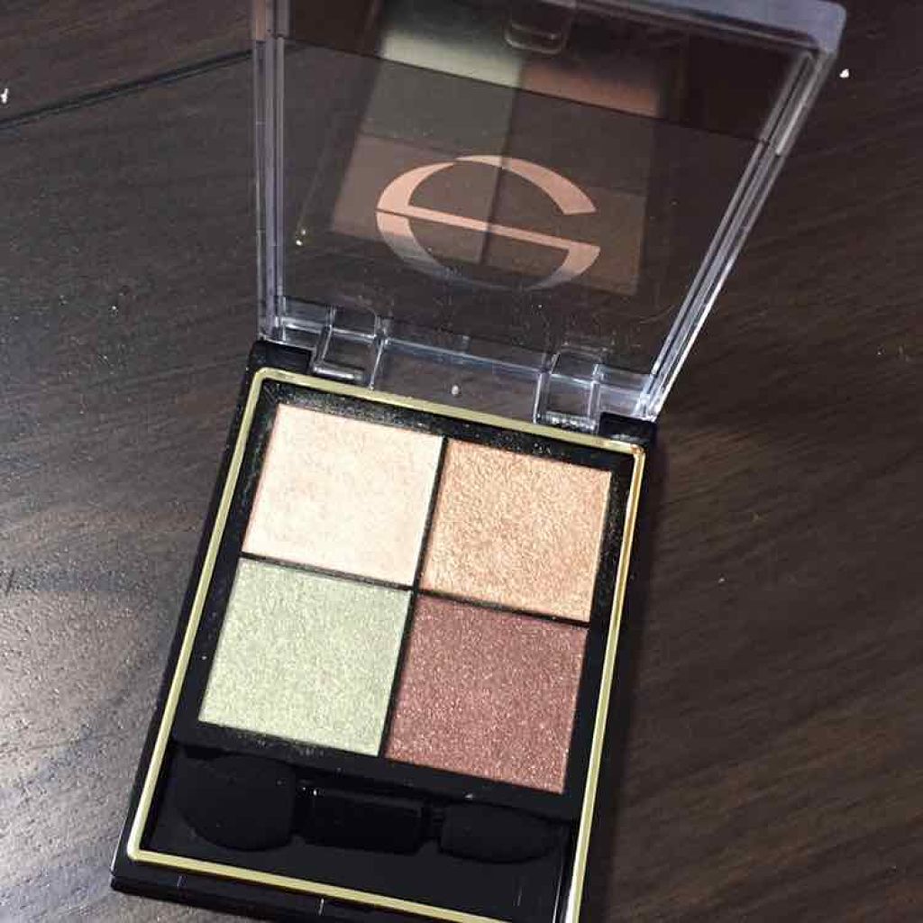 リアルクローズシャドウ/excel/アイシャドウパレットを使ったクチコミ(2枚目)