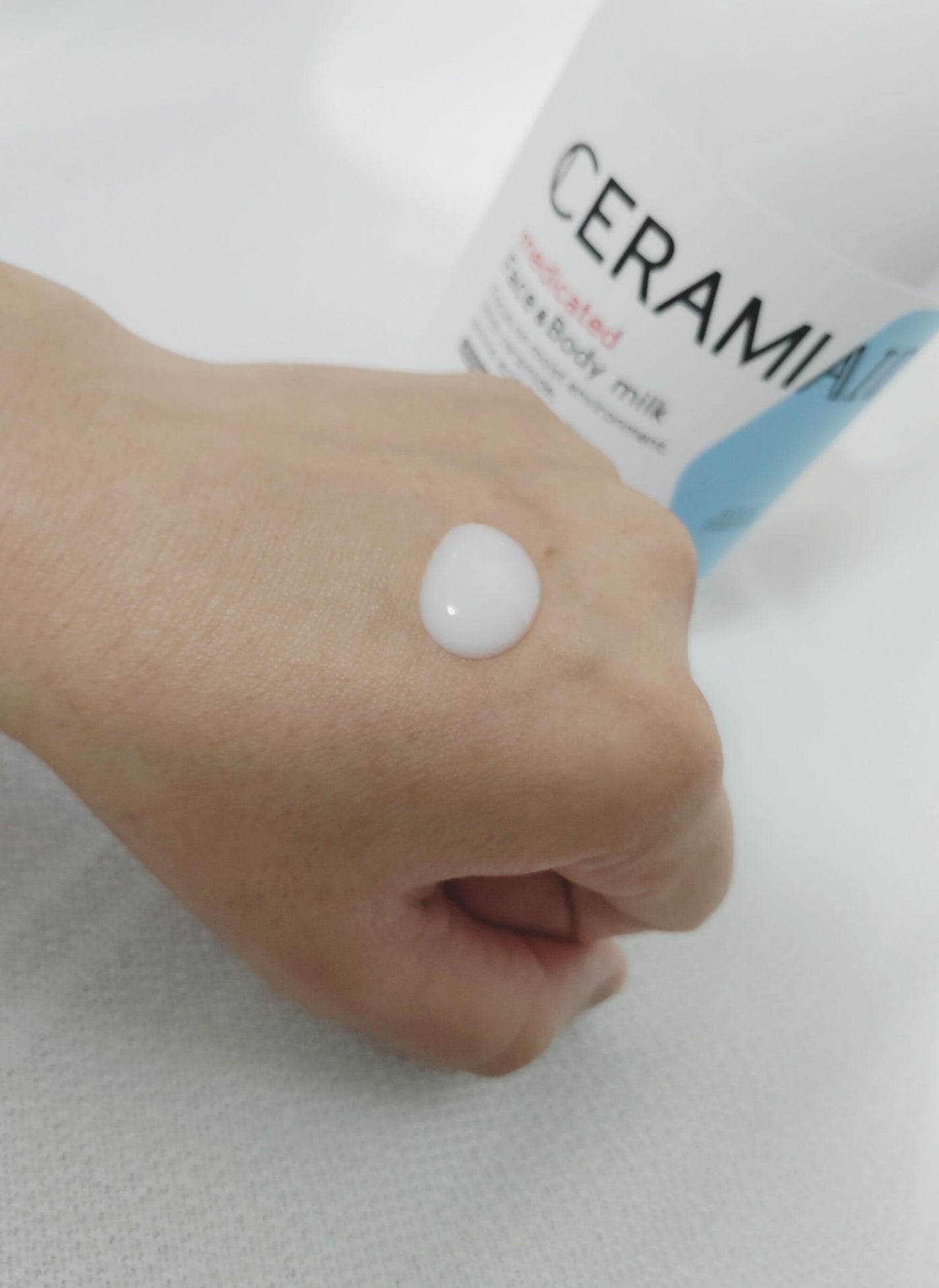 セラミエイド 薬用スキンミルク/セラミエイド/ボディミルクを使ったクチコミ(5枚目)