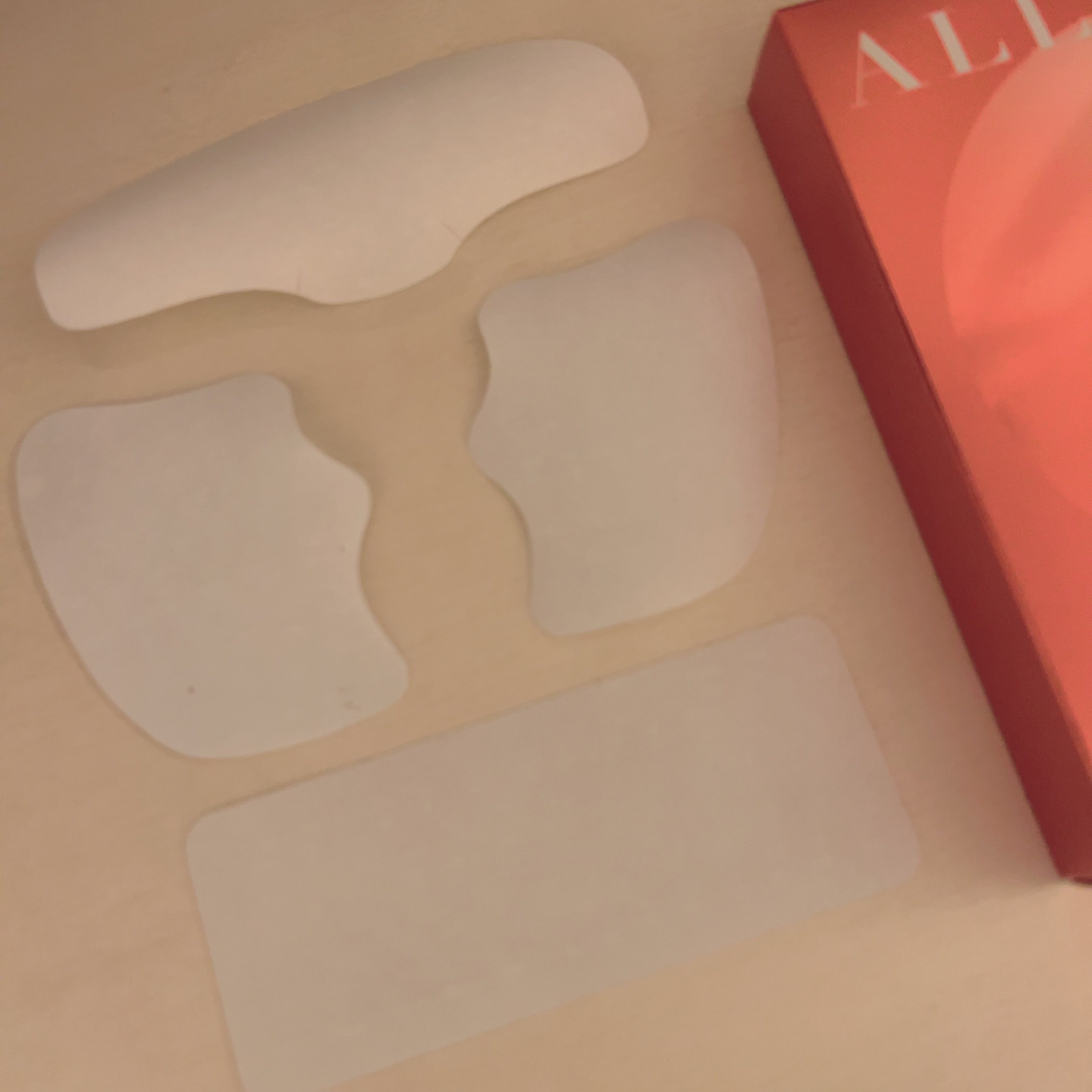 Derma Lift Mask/ALLUDEM/スキンケアキットを使ったクチコミ（2枚目）