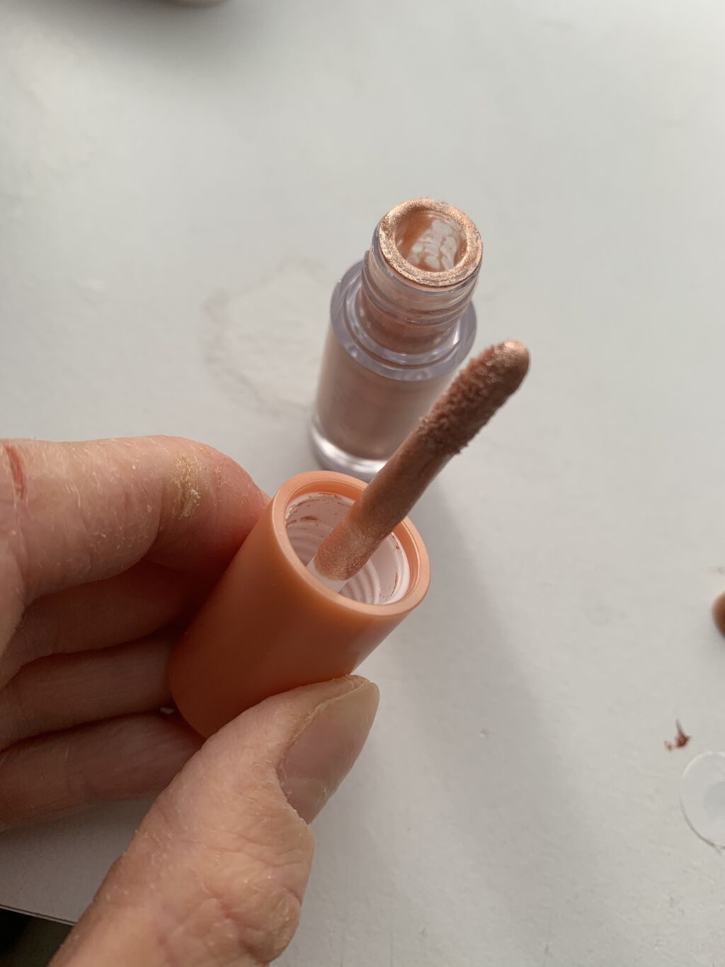 miia リキッドアイシャドウ/DAISO/リキッドアイシャドウを使ったクチコミ（2枚目）