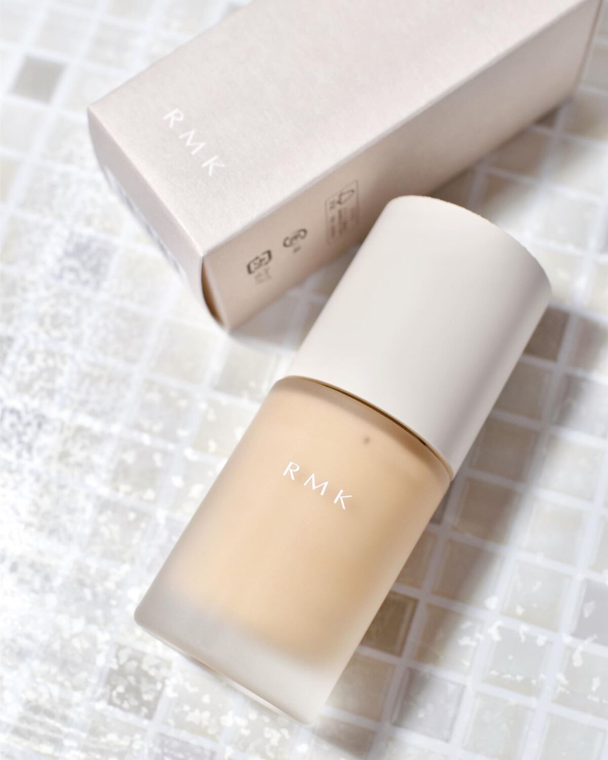 RMK リクイドファンデーション フローレスカバレッジ/RMK/リキッドファンデーションを使ったクチコミ(5枚目)