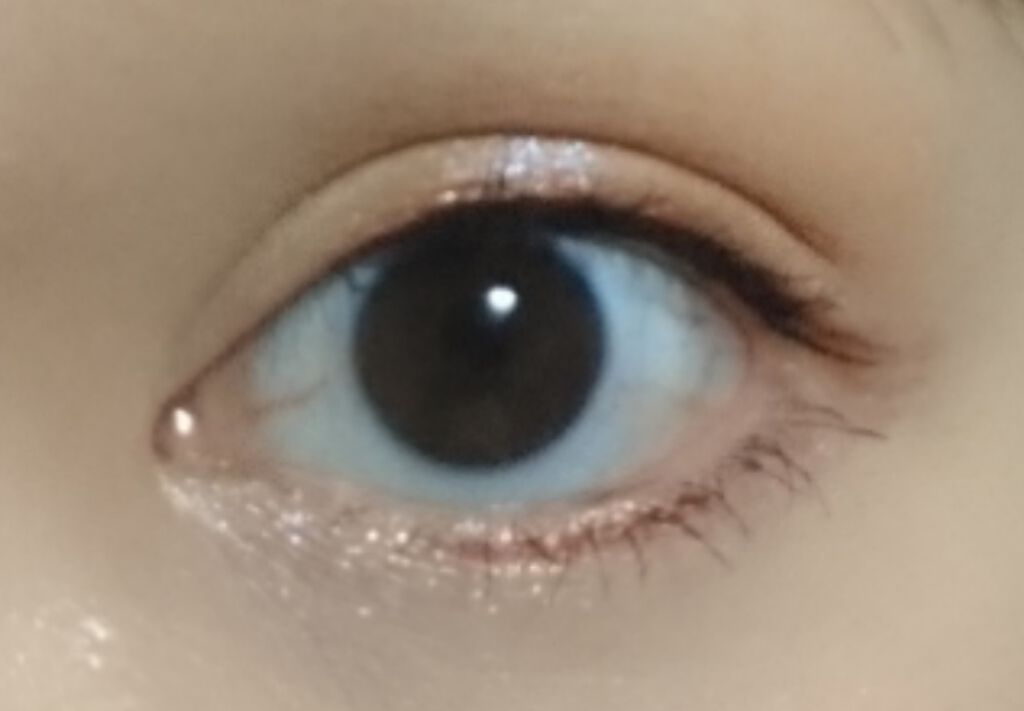 グリッタープリズム シャドウ/MISSHA/グリッターを使ったクチコミ(2枚目)