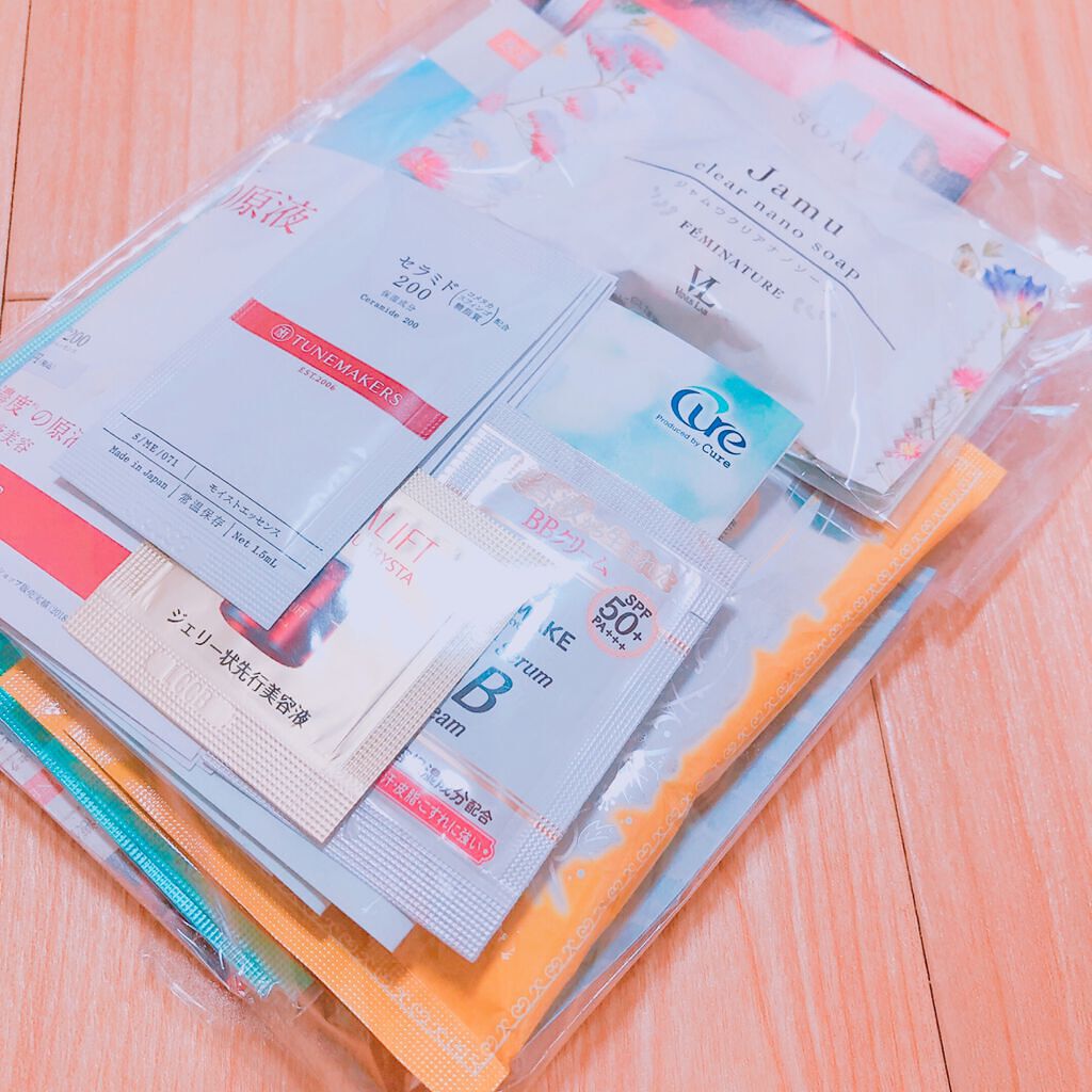 も on LIPS 「よく行くコスメショップでサンプルいれときますね〜と言われお会計..」(1枚目)