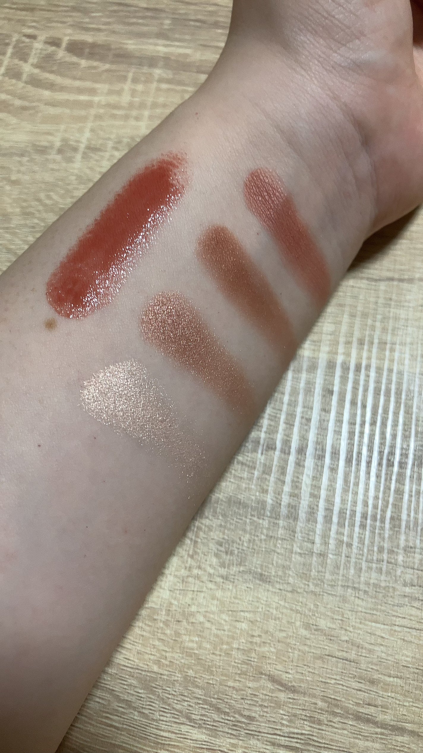 アイグロウ ジェム/DECORTÉ/ジェル・クリームアイシャドウを使ったクチコミ(4枚目)