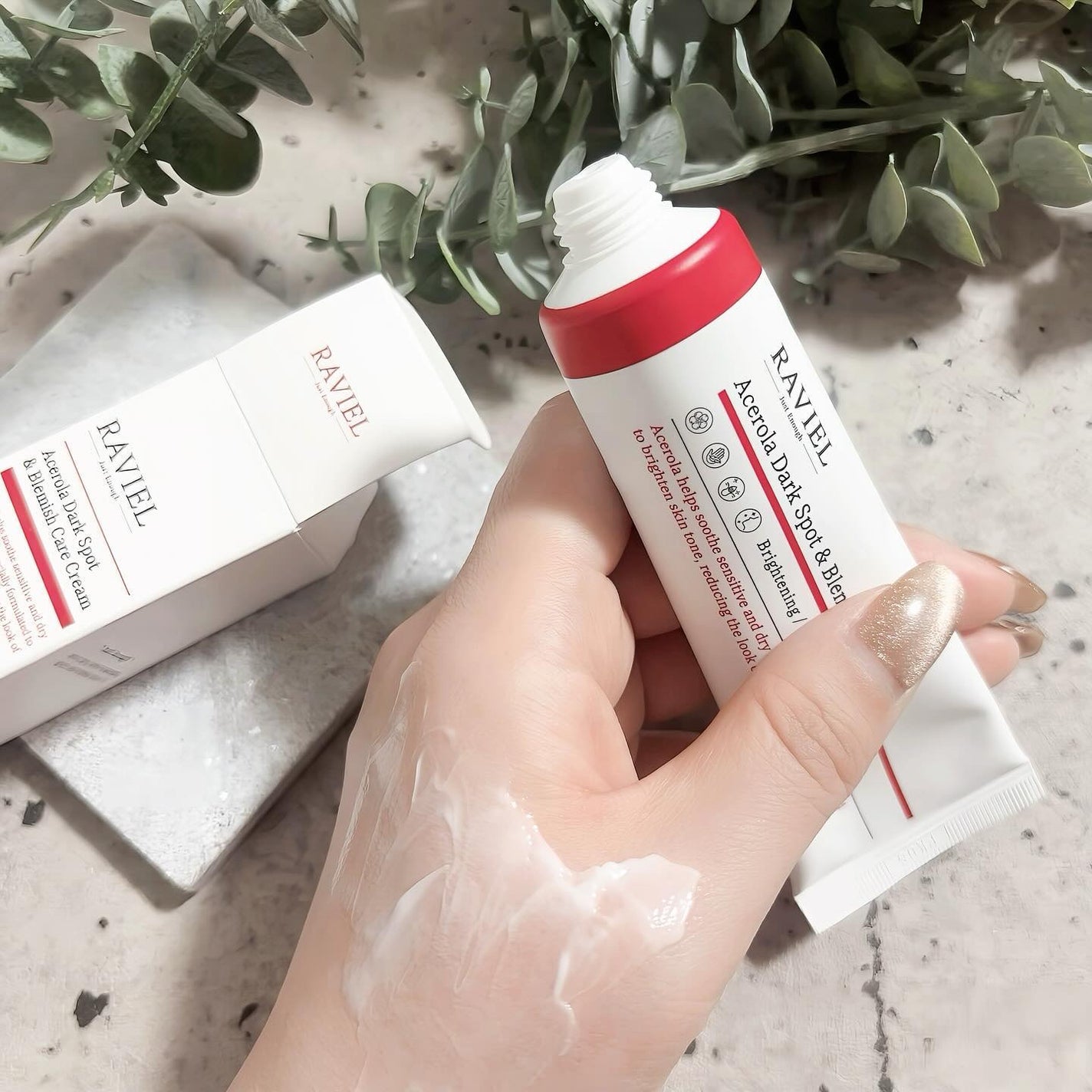 アセロラダークスポット&ブレミッシュ ケア クリーム/RAVIEL/フェイスクリームを使ったクチコミ(5枚目)